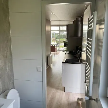 度假居 Luxus Waterfront Lathum