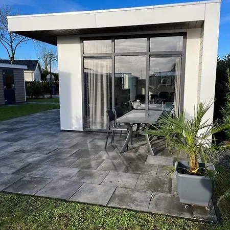 Luxus Waterfront Lathum