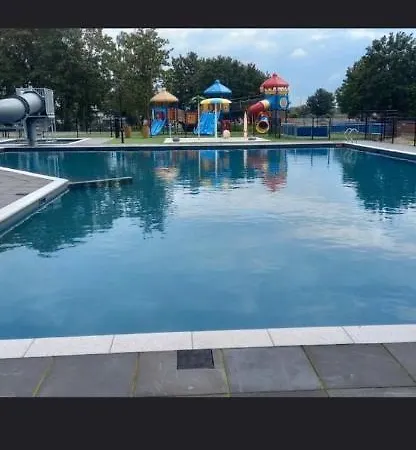 Luxus Waterfront Lathum