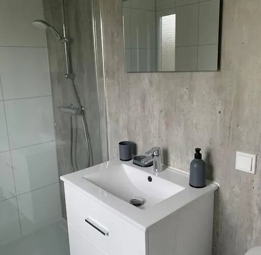 Luxus Waterfront Holiday home