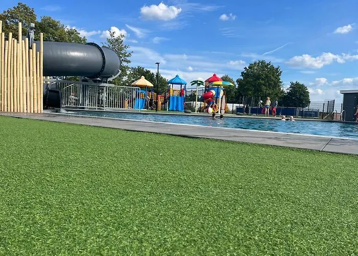 Luxus Waterfront * Lathum